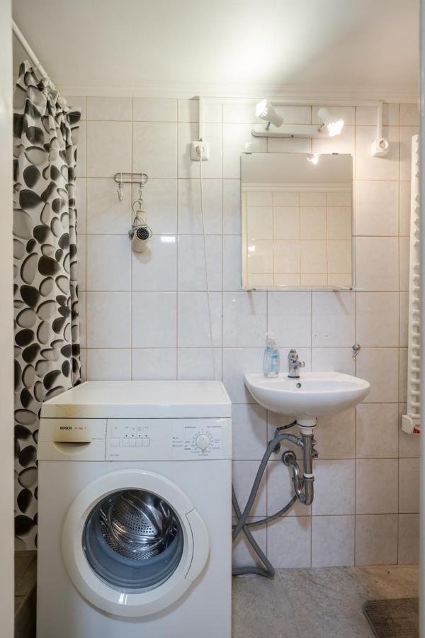 Bpr Simply Azure Apartment Budapest Esterno foto