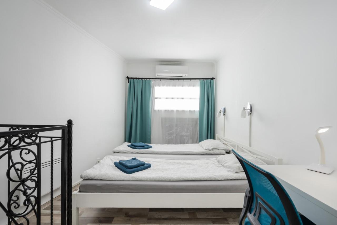 Bpr Simply Azure Apartment Budapest Esterno foto
